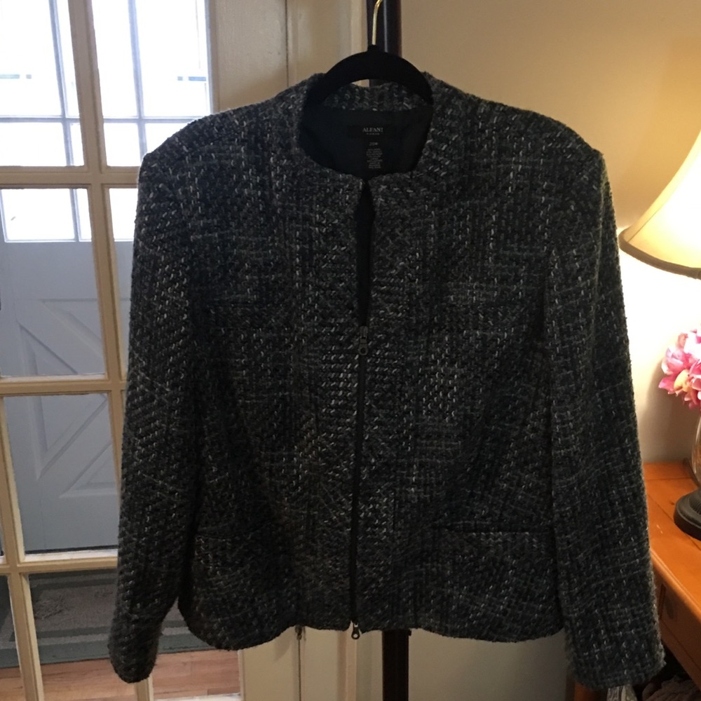 Alfani Woman wool tweed blazer Sz 20W